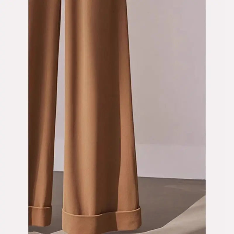 French High-end Exquisite and Fashionable Age-reducing Cold and Chic Lady Unique Slimming Khaki Wide-leg Pants