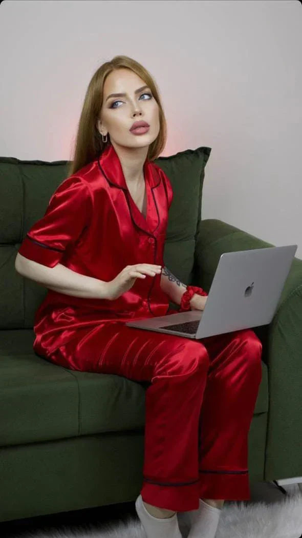 Silk Half Sleeves Nightwear